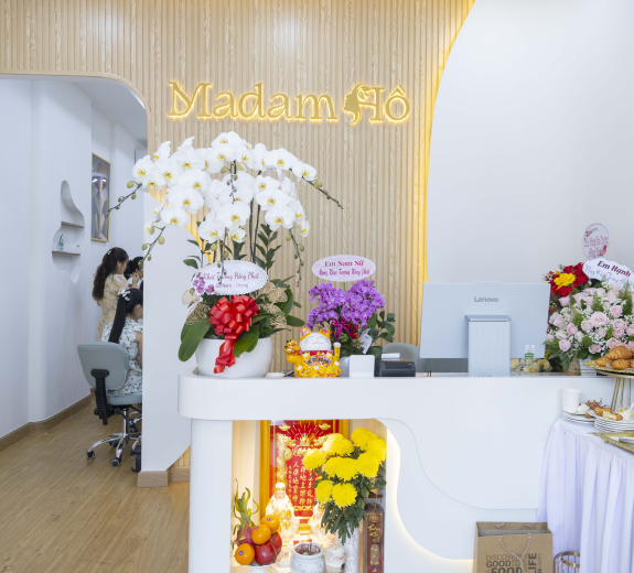 Thẩm Mỹ Madam Hồ